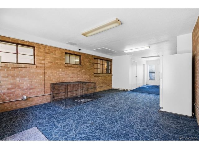 9411 Lilly Ct, Thornton, CO 80229