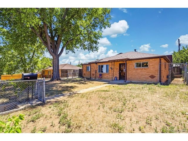 9411 Lilly Ct, Thornton, CO 80229