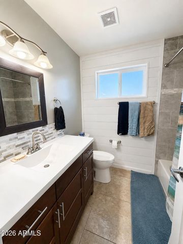 3916 W ASTER Drive, Phoenix, AZ 85029