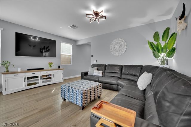 10854 Power Hike Avenue, Las Vegas, NV 89166