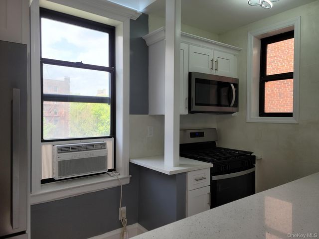 1 Broad Parkway 5 H, White Plains, NY 10601