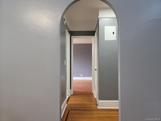 1 Broad Parkway 5 H, White Plains, NY 10601