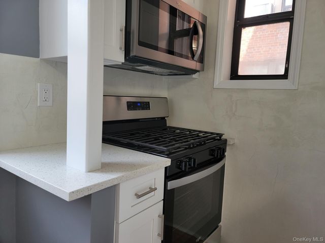 1 Broad Parkway 5 H, White Plains, NY 10601