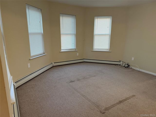 75 Anstice Street 1, Oyster Bay, NY 11771