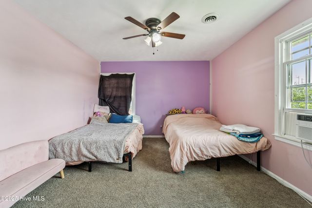 109 E Doris Avenue, Jacksonville, NC 28540