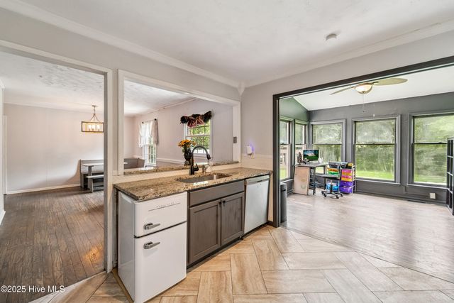 109 E Doris Avenue, Jacksonville, NC 28540
