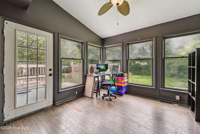 109 E Doris Avenue, Jacksonville, NC 28540