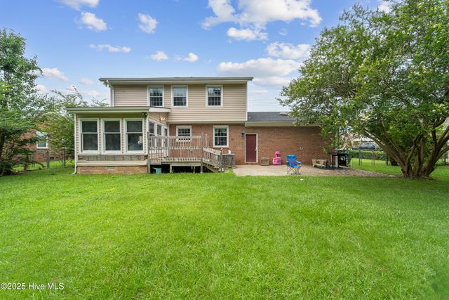 109 E Doris Avenue, Jacksonville, NC 28540