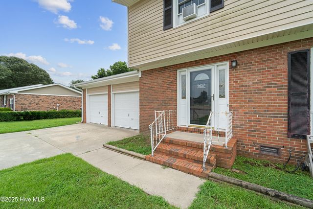 109 E Doris Avenue, Jacksonville, NC 28540
