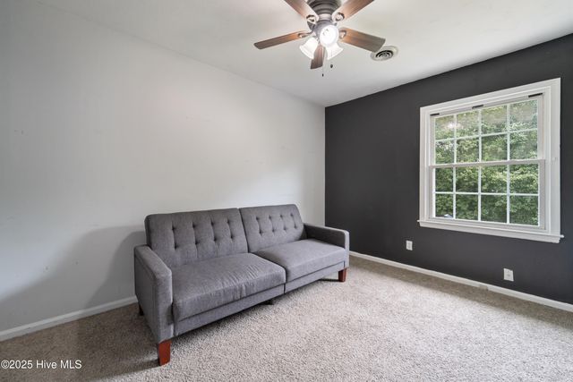 109 E Doris Avenue, Jacksonville, NC 28540