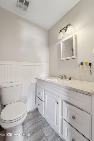 109 E Doris Avenue, Jacksonville, NC 28540