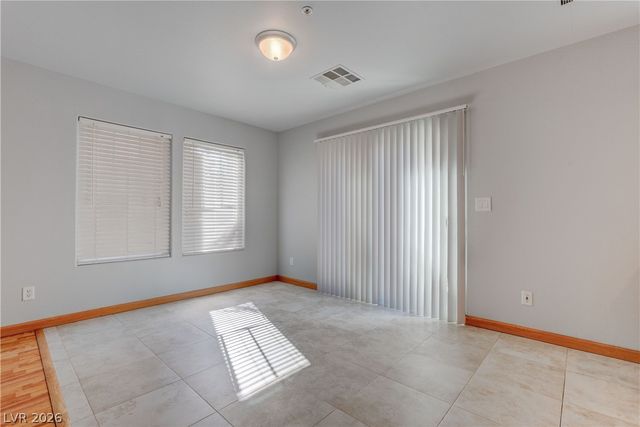 639 Moonlight Stroll Street, Henderson, NV 89002