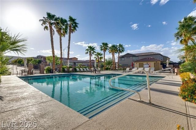 639 Moonlight Stroll Street, Henderson, NV 89002