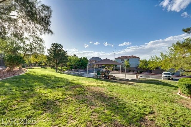 639 Moonlight Stroll Street, Henderson, NV 89002