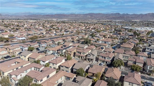 639 Moonlight Stroll Street, Henderson, NV 89002