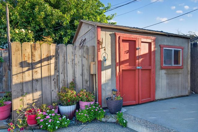 356 N sheridan, Manteca, CA 95336