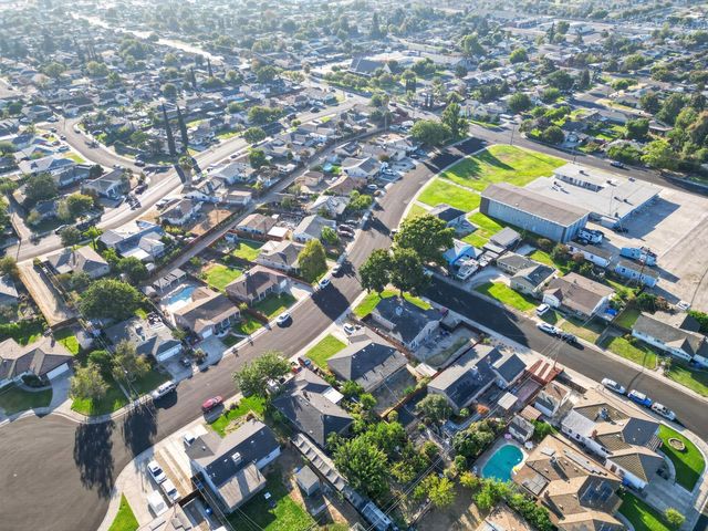 356 N sheridan, Manteca, CA 95336