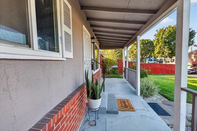 356 N sheridan, Manteca, CA 95336