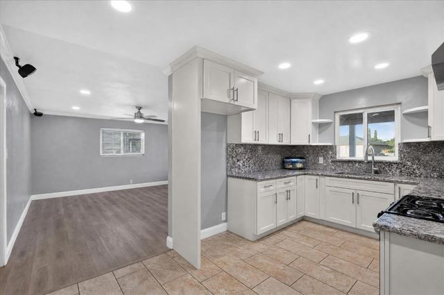356 N sheridan, Manteca, CA 95336