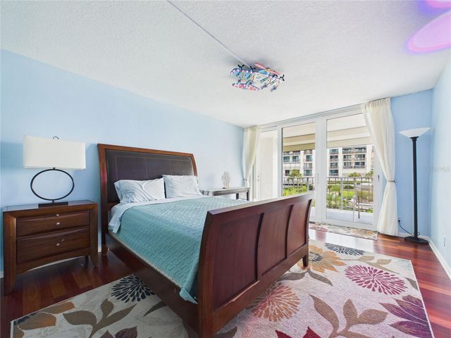 1400 GULF BOULEVARD 212, Clearwater Beach, FL 33767