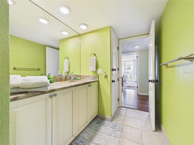 1400 GULF BOULEVARD 212, Clearwater Beach, FL 33767