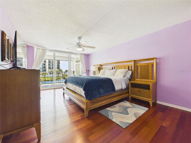 1400 GULF BOULEVARD 212, Clearwater Beach, FL 33767