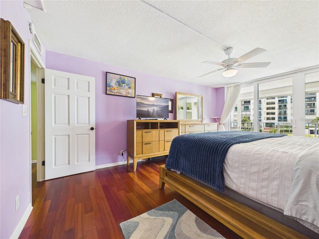 1400 GULF BOULEVARD 212, Clearwater Beach, FL 33767
