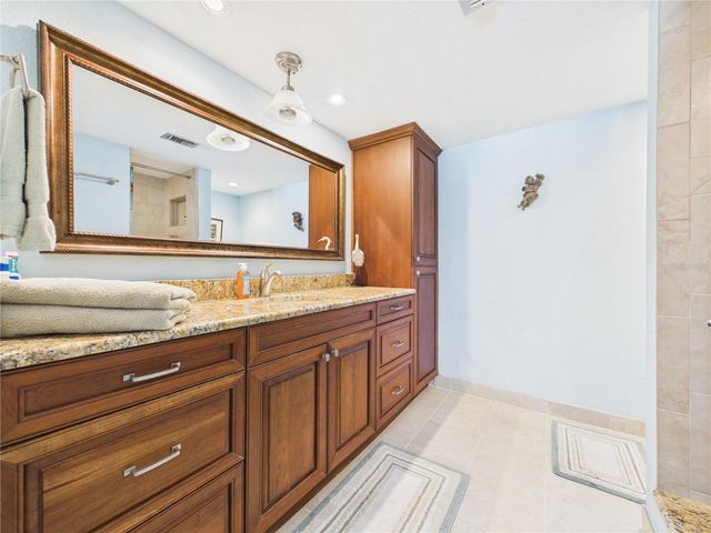 1400 GULF BOULEVARD 212, Clearwater Beach, FL 33767
