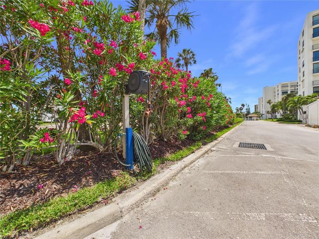 1400 GULF BOULEVARD 212, Clearwater Beach, FL 33767