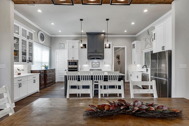 160 Mallard Cove, Longview, TX 75602