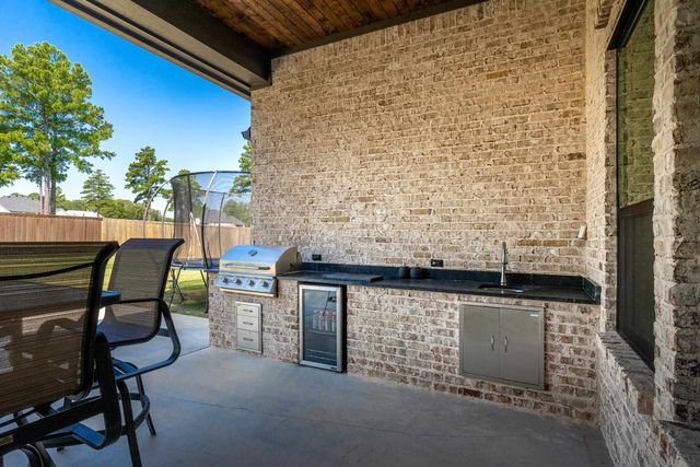 160 Mallard Cove, Longview, TX 75602