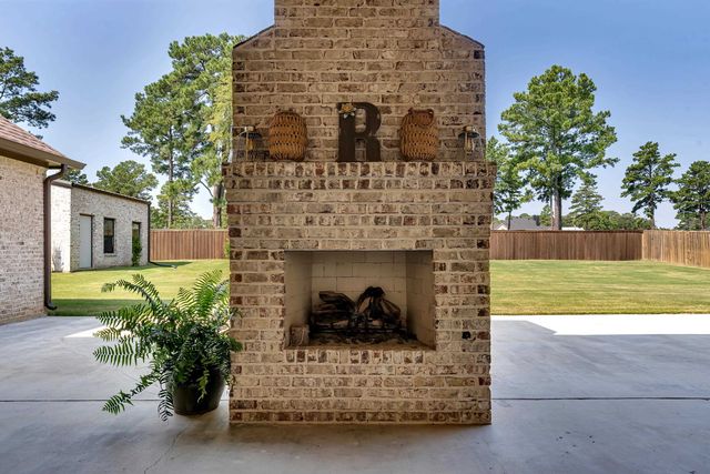 160 Mallard Cove, Longview, TX 75602