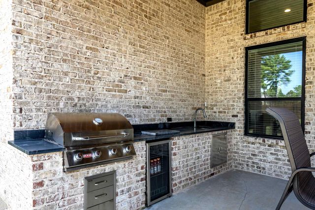 160 Mallard Cove, Longview, TX 75602