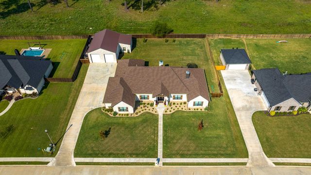 160 Mallard Cove, Longview, TX 75602