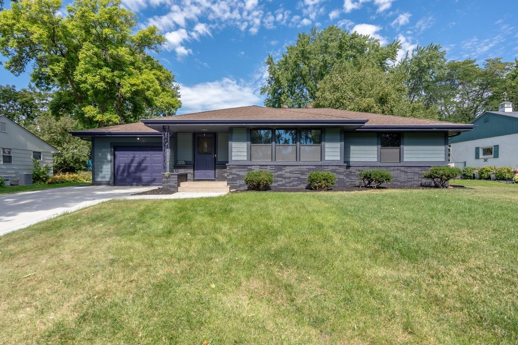 267 Rice Creek Boulevard NE, Fridley, MN 55432 — exterior