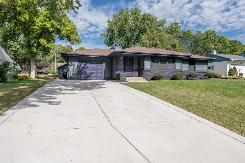 267 Rice Creek Boulevard NE, Fridley, MN 55432 — photo 2