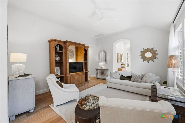 1014 Lime Gruene, New Braunfels, TX 78130