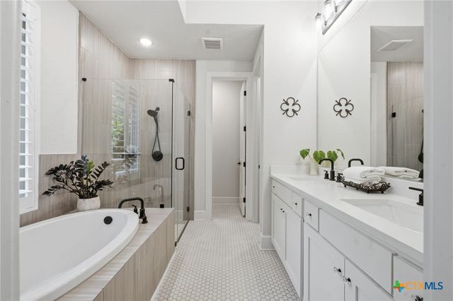 1014 Lime Gruene, New Braunfels, TX 78130