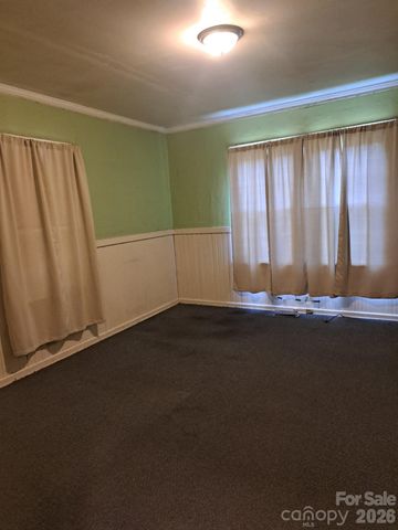 106 N Liberty Street, Gastonia, NC 28052