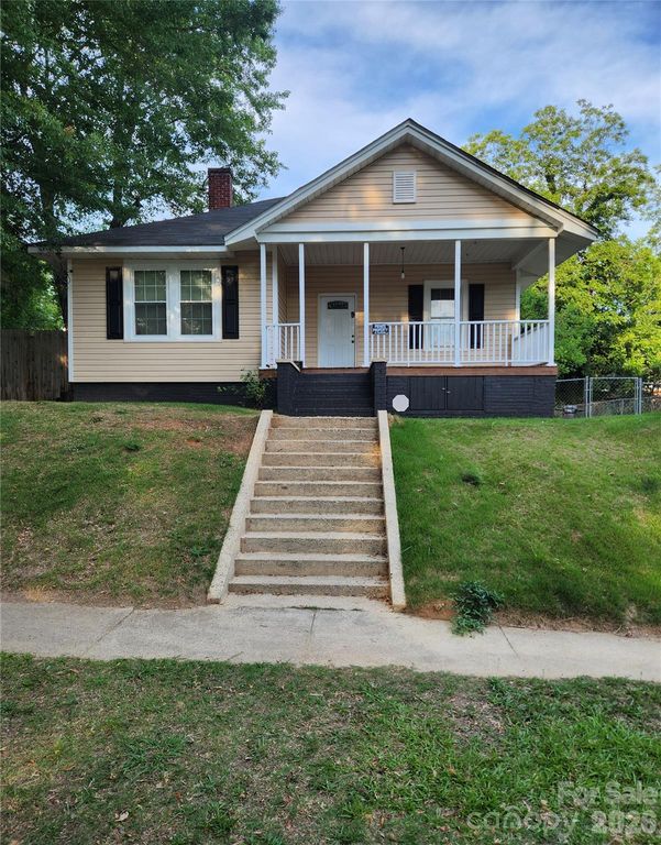 106 N Liberty Street, Gastonia, NC 28052
