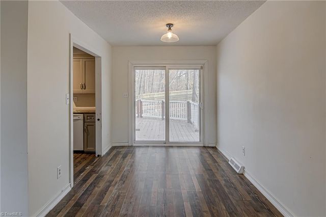 2057 Claxton SW Drive, Winston-salem, NC 27127