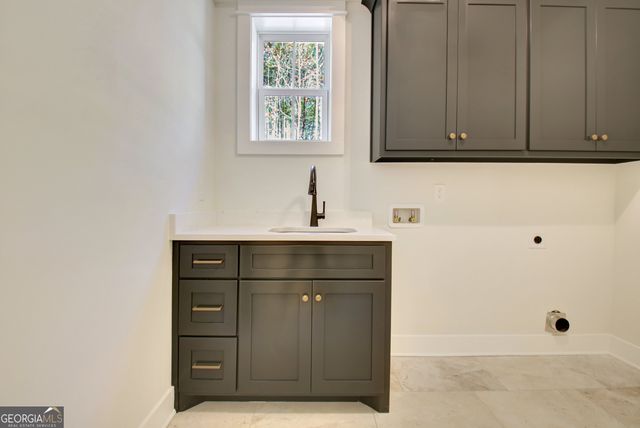 196 Bob Smith Road, Sharpsburg, GA 30277