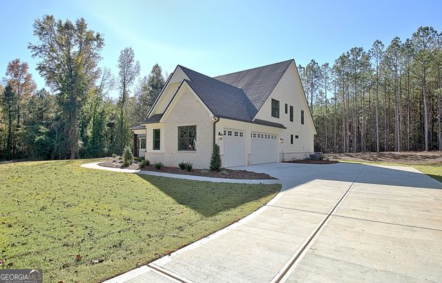 196 Bob Smith Road, Sharpsburg, GA 30277