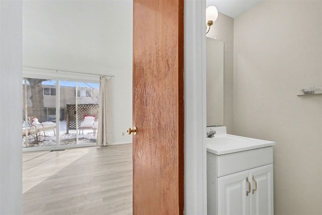 3632 Kenbrooke Court, Kalamazoo, MI 49006