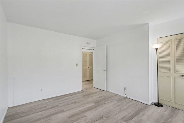 3632 Kenbrooke Court, Kalamazoo, MI 49006