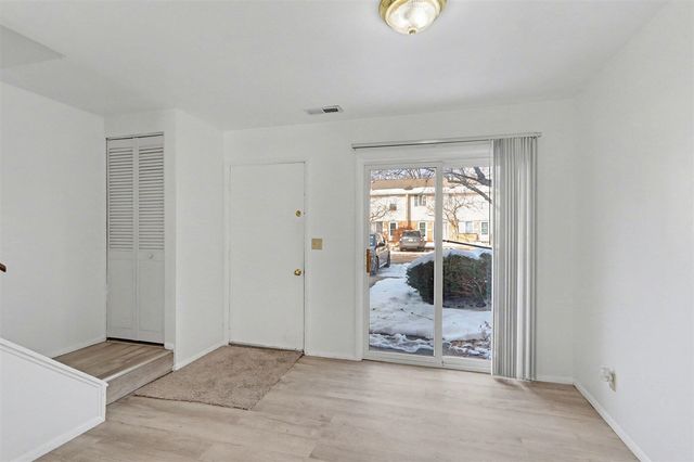 3632 Kenbrooke Court, Kalamazoo, MI 49006