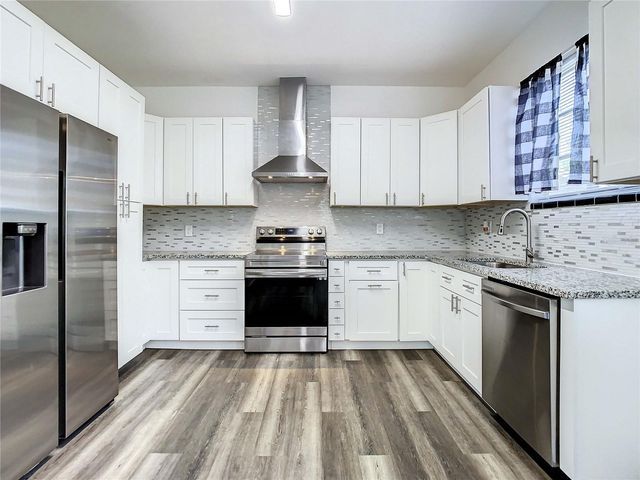 2211 DURHAM STREET, Tampa, FL 33605