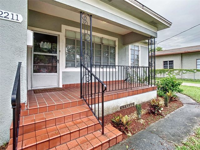 2211 DURHAM STREET, Tampa, FL 33605