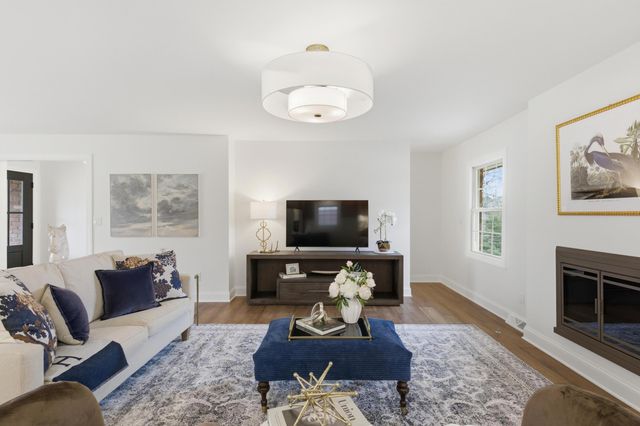 668 Cromwell Way, Lexington, KY 40503