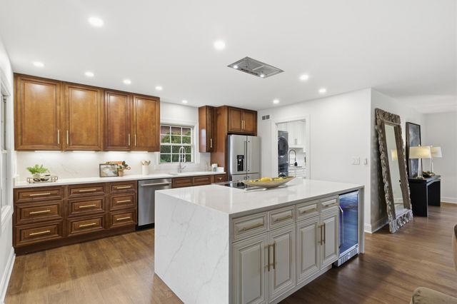 668 Cromwell Way, Lexington, KY 40503